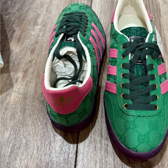 Gucci Green and Pink Sneakers - Picture 2 of 6